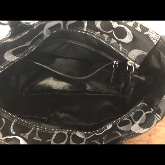 3 purses - Picture 6 of 7